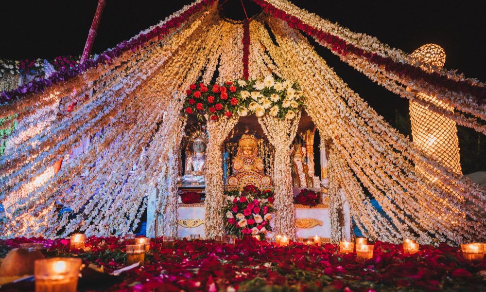 India-Wedding-Traditions-what-to-Expect-at-an-Indian-Wedding