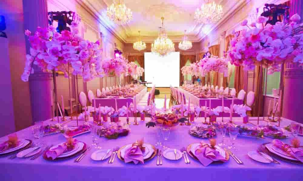 Role of dining in indian wedding planning in landon
